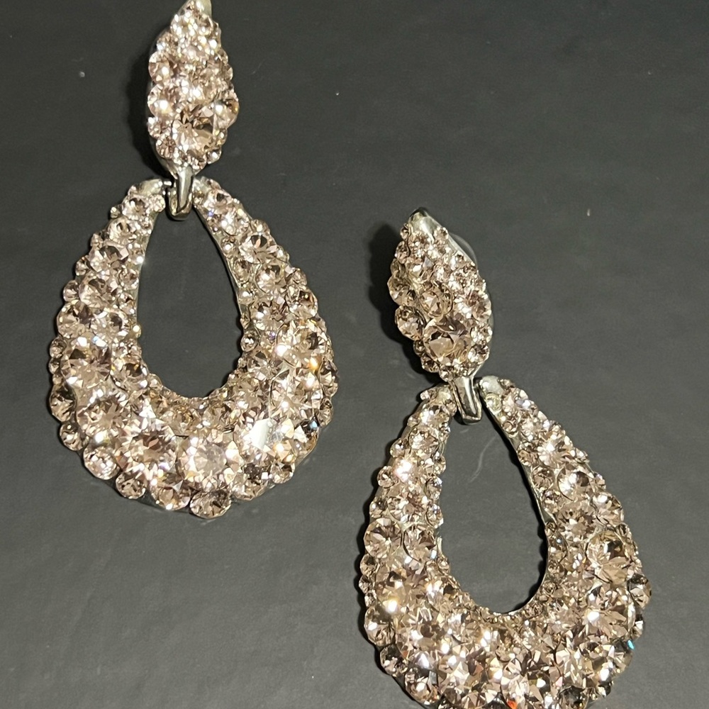 Jim Ball Swarovski ￼Crystal Earrings